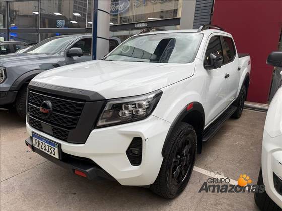 NISSAN FRONTIER 2.3 16V TURBO DIESEL PRO4X CD 4X4 AUTOMÁTICO